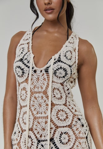 South Beach Mekko värissä beige