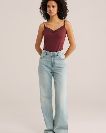 WE Fashion Toppi värissä punainen