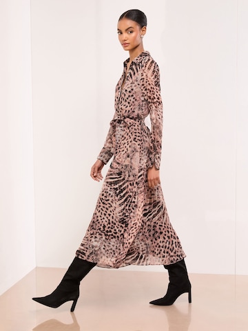 Robe-chemise Lipsy en beige