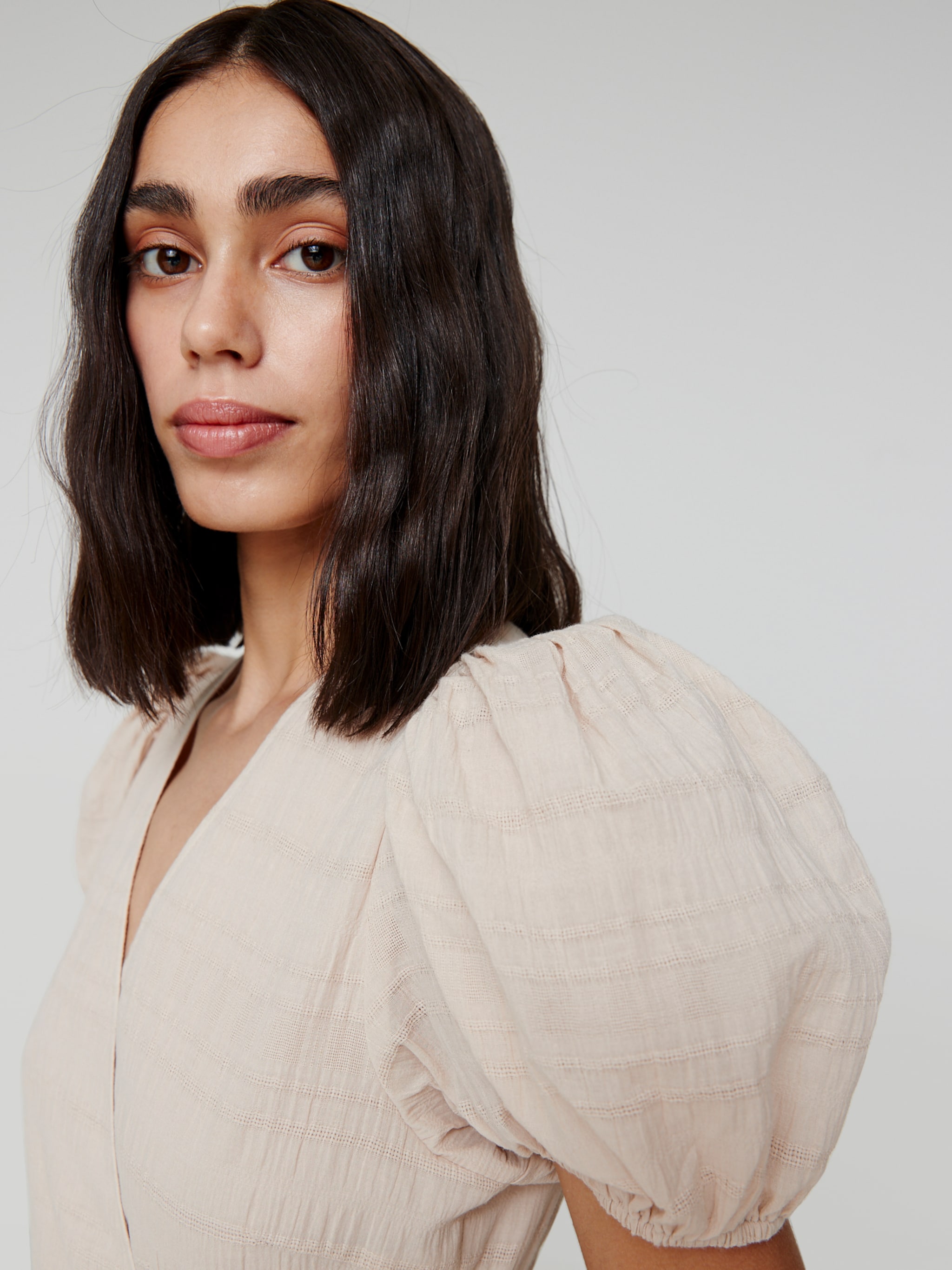 EDITED Produits Robe 'Myra' beige