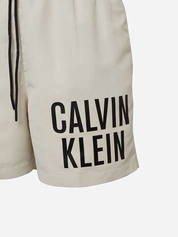 Calvin Klein Swimwear شورت سباحة بلون رمادي