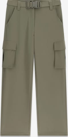 GUESS Cargo Pants in Green: front