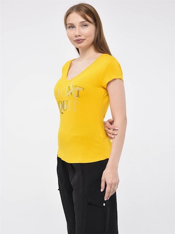 T-shirt 'Do It' HOME STORE en jaune