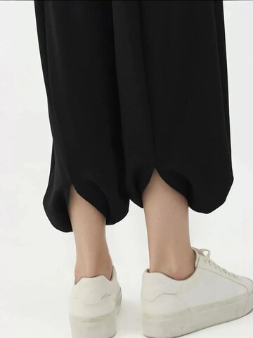 Hiccup Tapered Hose in Schwarz