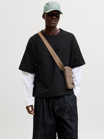 JACK & JONESMajica 'JCOBIARRITZ' - crna boja: prednji dio