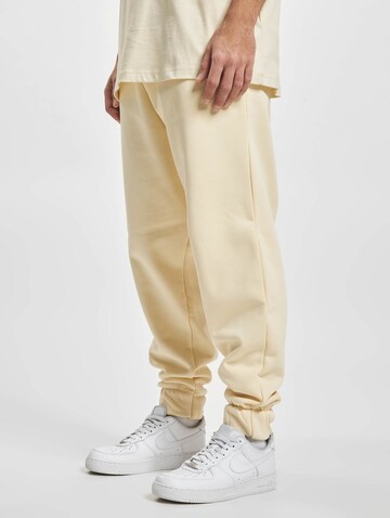 Effilé Pantalon DEF en beige : devant