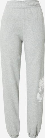 Effilé Pantalon 'Emea' Nike Sportswear en gris : devant