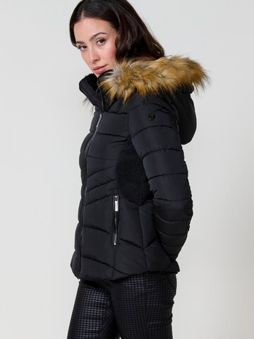 KOROSHI - Casaco de inverno em preto