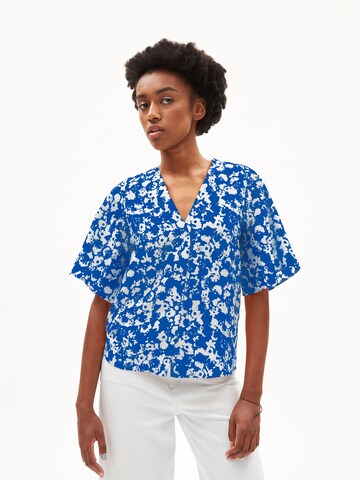 Camicia da donna 'Holmaa Lapis' di ARMEDANGELS in blu: frontale