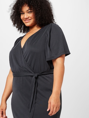 Selected Femme Curve - Vestido 'LENIA' en negro