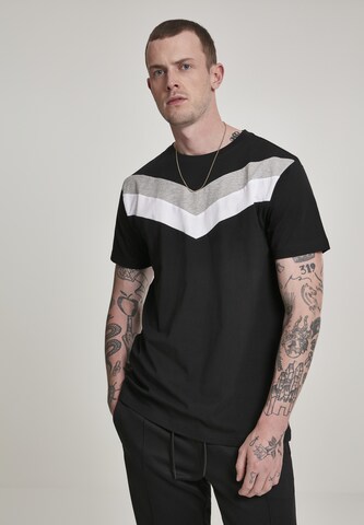 Coupe regular T-Shirt 'Arrow' Urban Classics en noir : devant