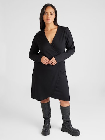 Vero Moda Curve Kleid 'BELLA' in Schwarz: predná strana