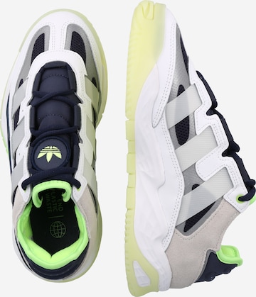 ADIDAS ORIGINALS - Sapatilhas baixas 'NitebaII' em branco