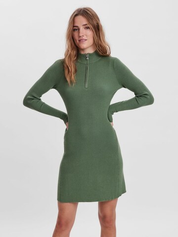 VERO MODA Strikkjole i grøn: forside