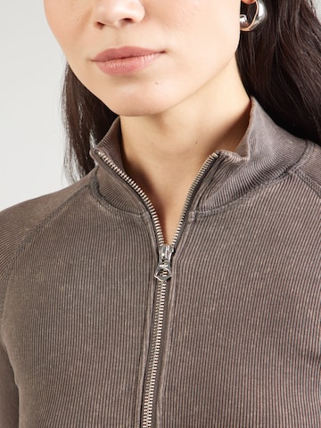 Cardigan 'Ali' WEEKDAY en gris