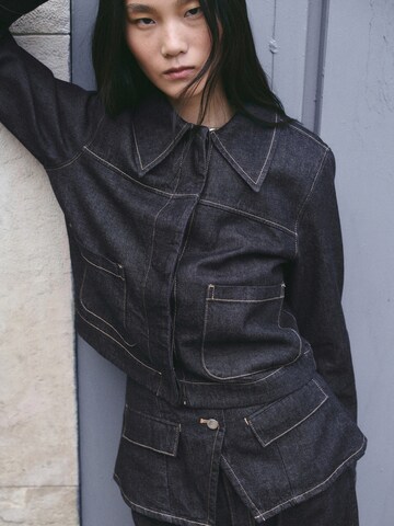 MANGO Övergångsjacka 'CLEMENCE' i blå