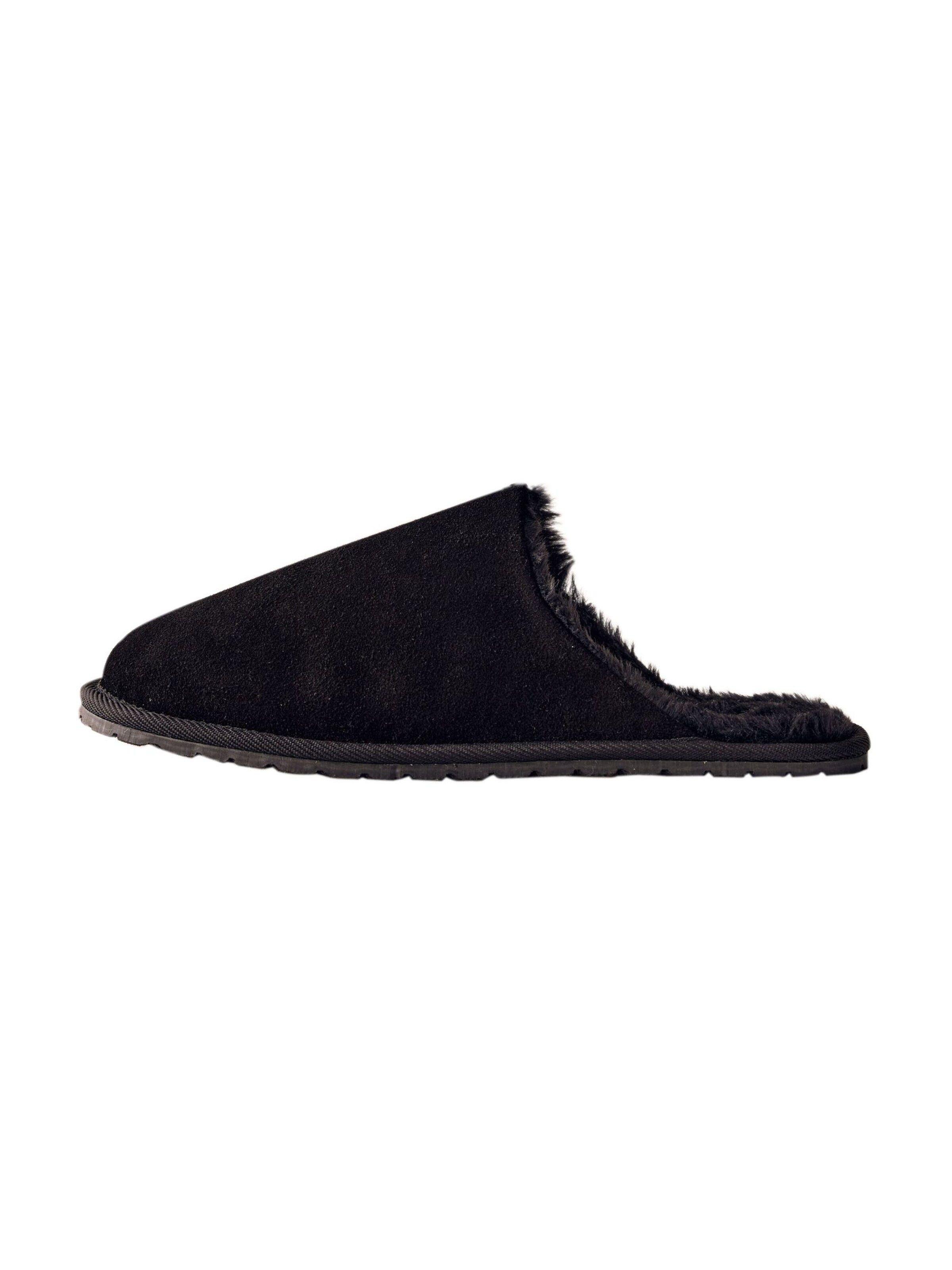 Next - Pantufa em preto: frente