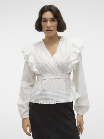 VERO MODA Blouse 'NOIR' in White: front