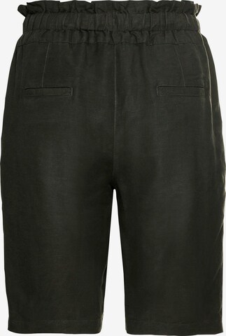 SHEEGO Regular Shorts in Grün