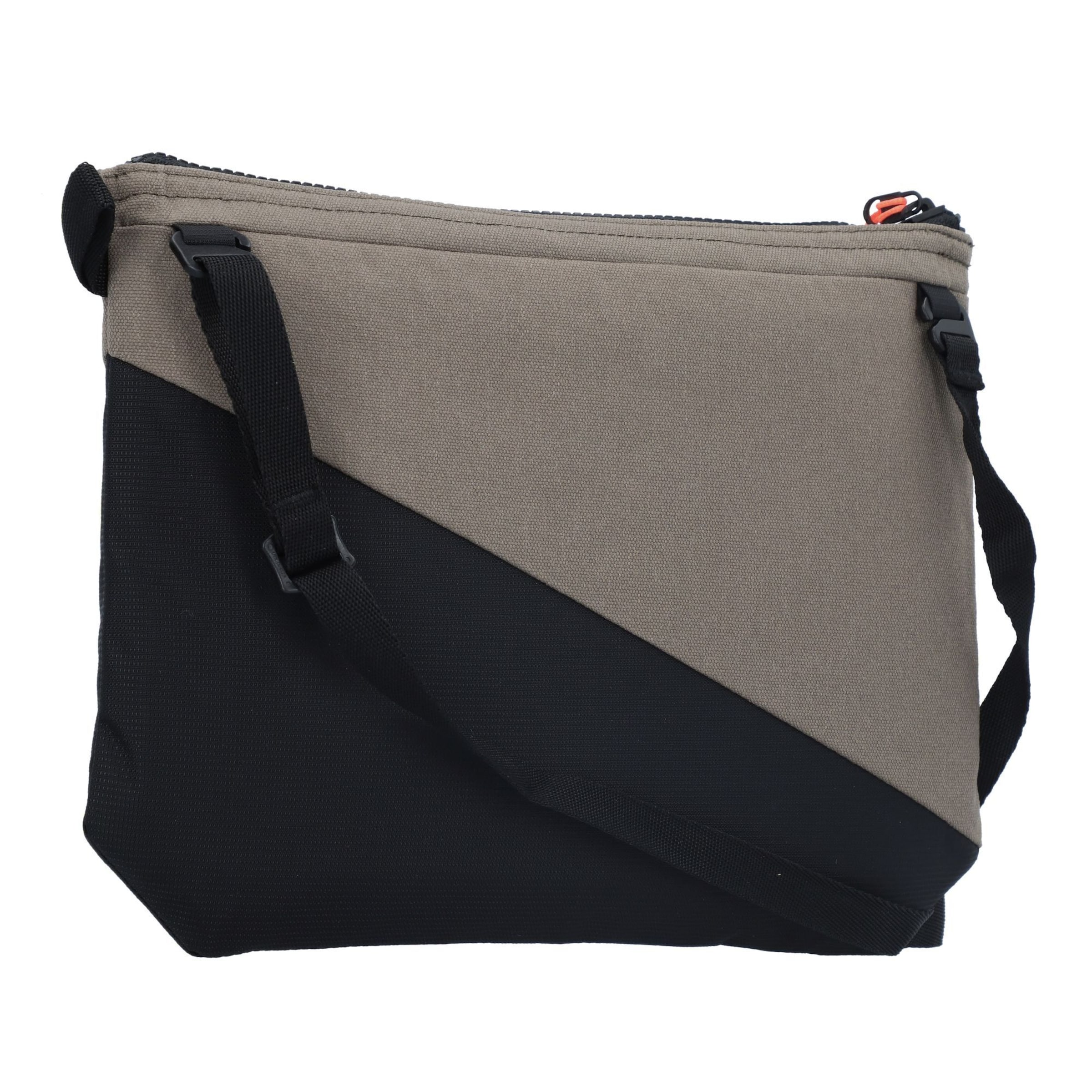 Trousse de maquillage 'Fanes' SALEWA en gris