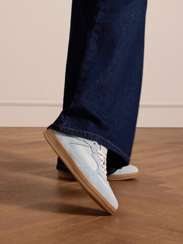 Baskets basses MANFIELD en bleu