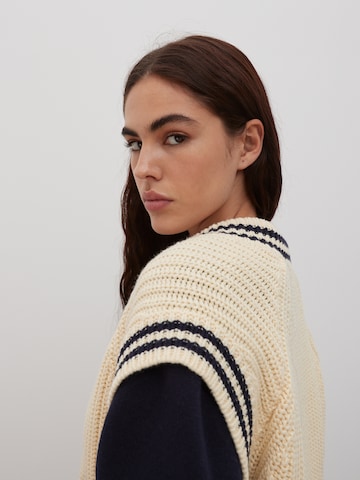 Pullover 'Brooklyn' di EDITED in beige