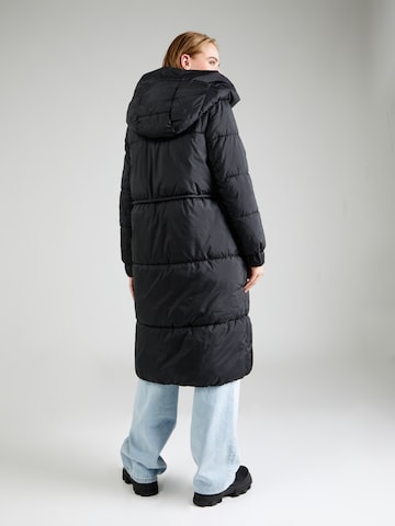 TAIFUN Zimní kabát – černá