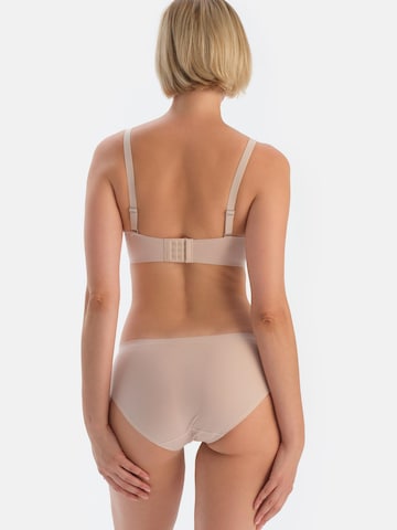 Dagi Slip in Beige