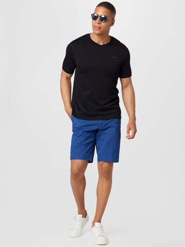 bugatti Regular Shorts in Blau