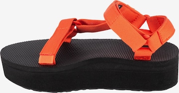 TEVA Sandals 'Teva W Flatform Universal Sandals' in Red: front