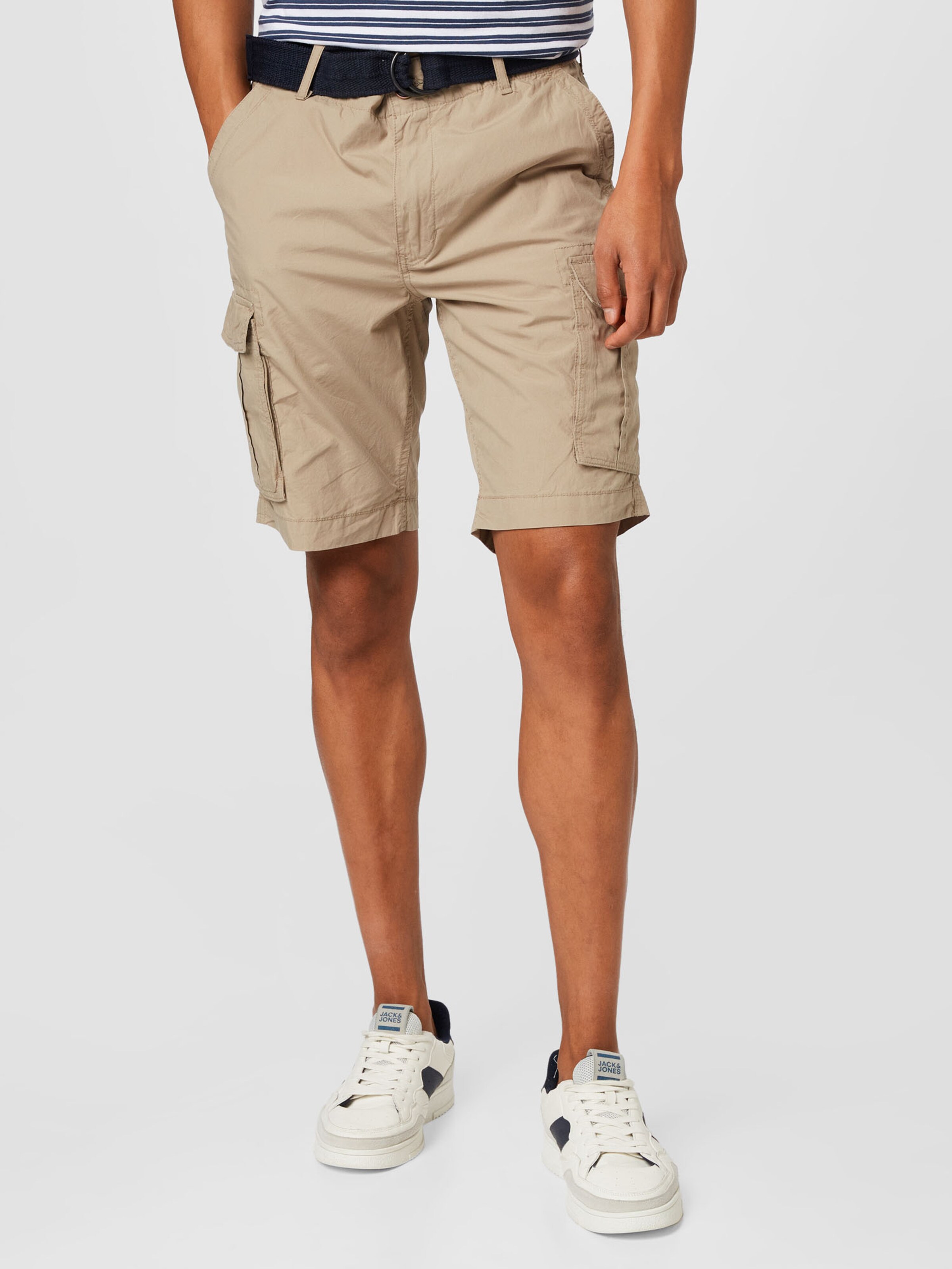 Bermuda e pantaloni corti da uomo | online su ABOUT YOU
