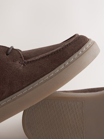 Next Stiefel in Braun