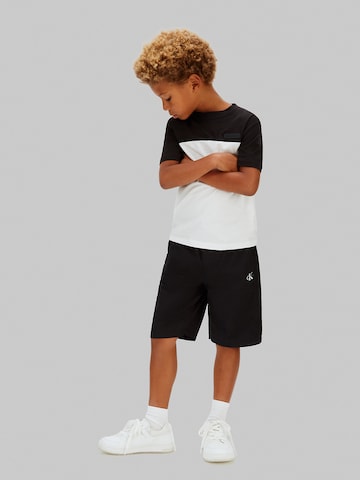 T-Shirt Calvin Klein Jeans en blanc