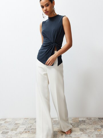 Trendyol Halenka – šedá