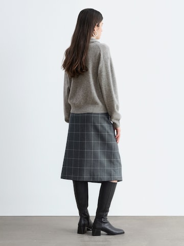 & Other Stories - Jersey en gris
