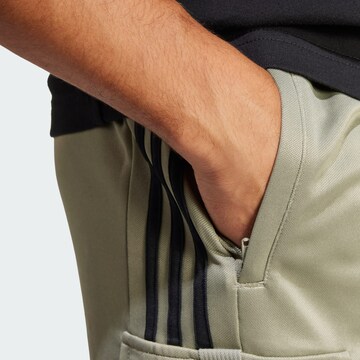 ADIDAS SPORTSWEAR Regularen Športne hlače 'Tiro' | zelena barva