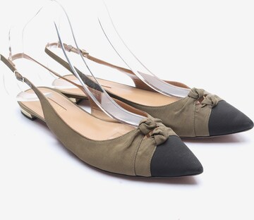Aquazzura Flats & Loafers in 37,5 in Green: front