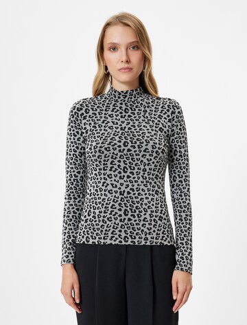 Koton Shirt in Grijs: voorkant