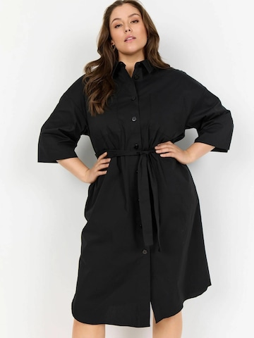 Abito camicia 'Majli' di Wasabi Concept in nero: frontale