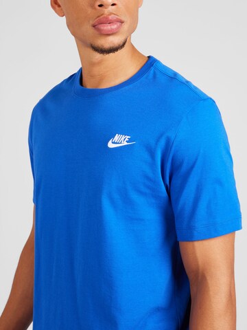 Nike Sportswear Regular Fit T-Shirt 'Club' in Blau