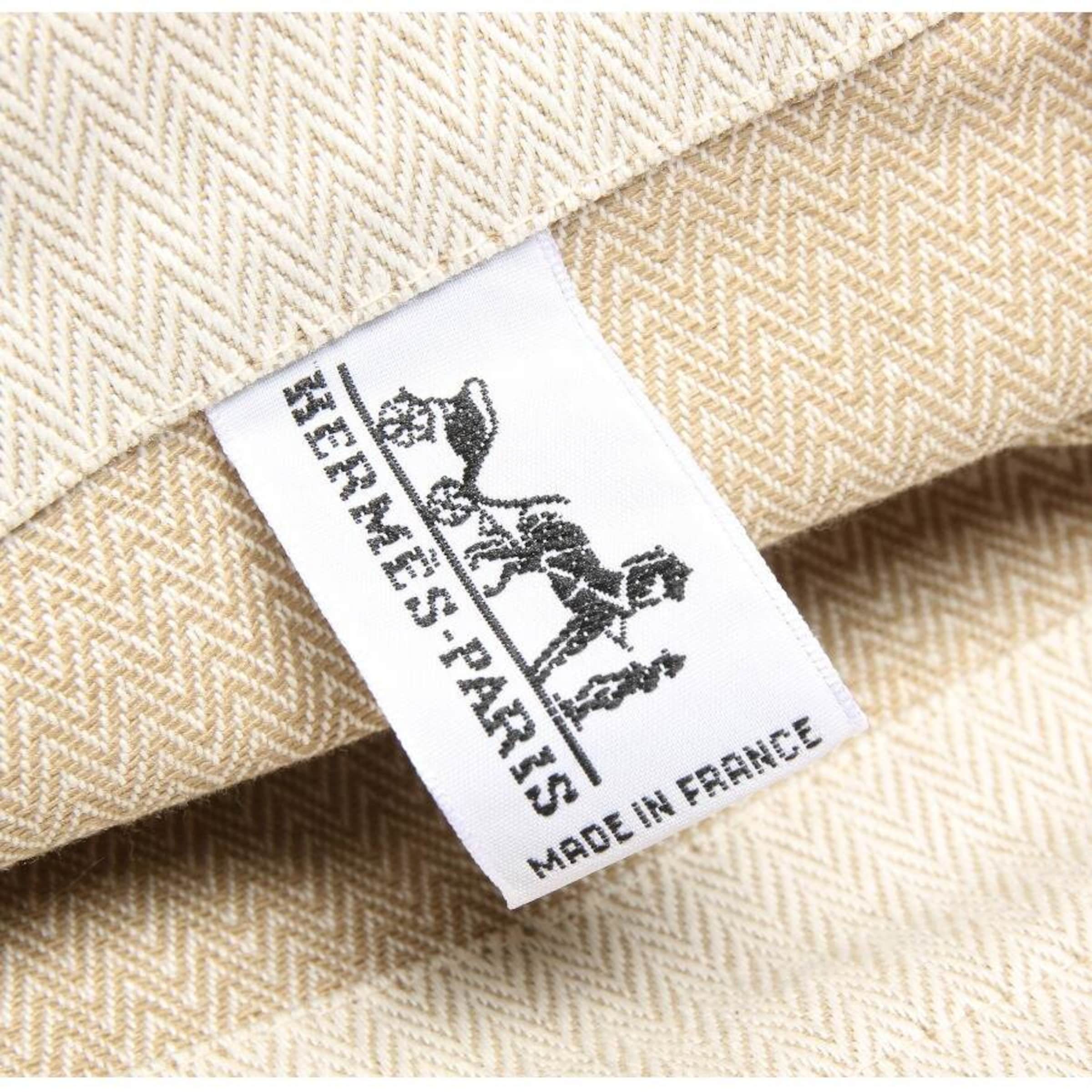 HERMÈS Bag in One size in Red