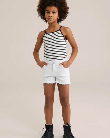 Top di WE Fashion in bianco