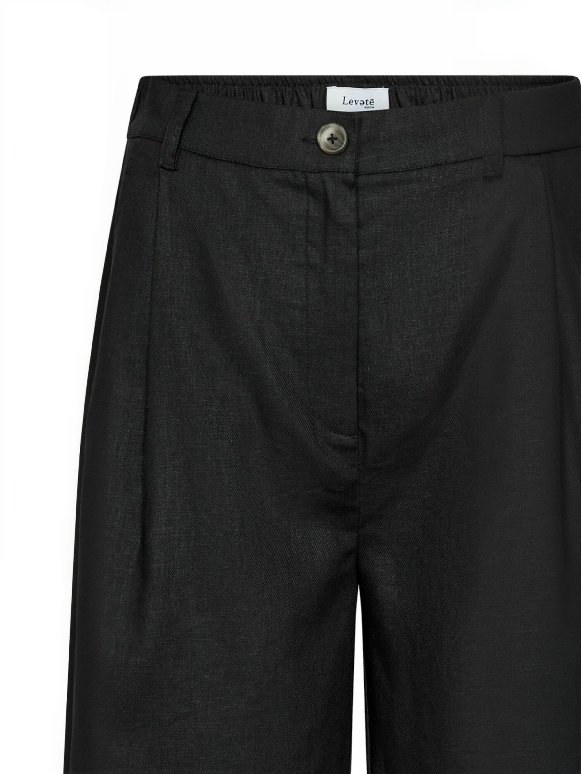 Levete Room Regular Shorts ' LR-RIOT ' in Schwarz