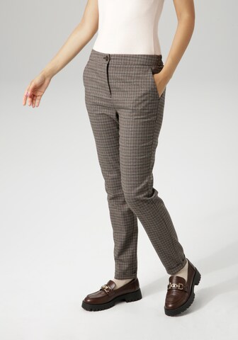 Aniston CASUAL Loosefit Hose in Braun: Vorderseite