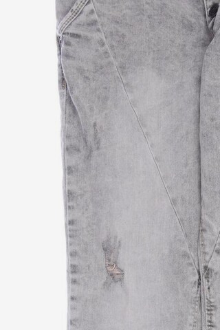 s.Oliver Jeans in 27 in Grey