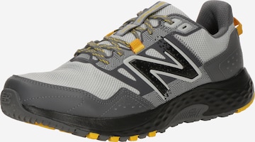 Chaussure de course '410' new balance en gris : devant