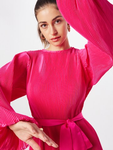 Robe de cocktail 'LORNA' In The Style en rose