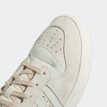 Sneaker bassa 'Rivalry' di ADIDAS ORIGINALS in beige