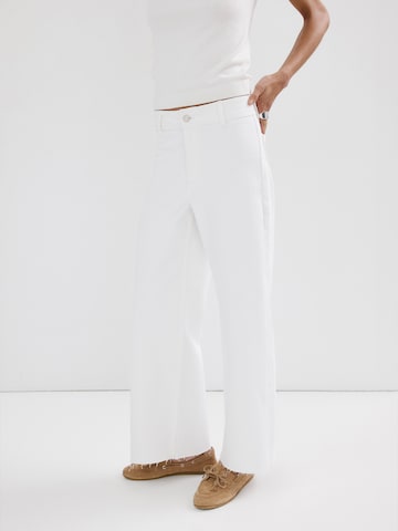 MANGO Wide leg Jeans 'CATHERIN' in White: front