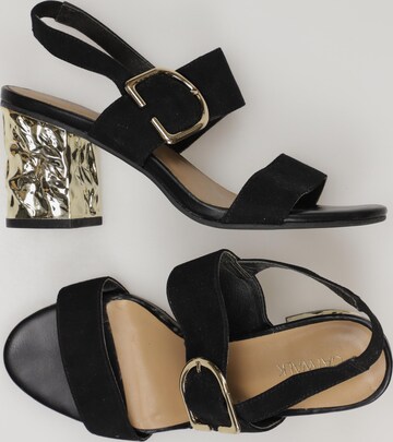 CATWALK Sandals & High-Heeled Sandals in 37 in Black: front